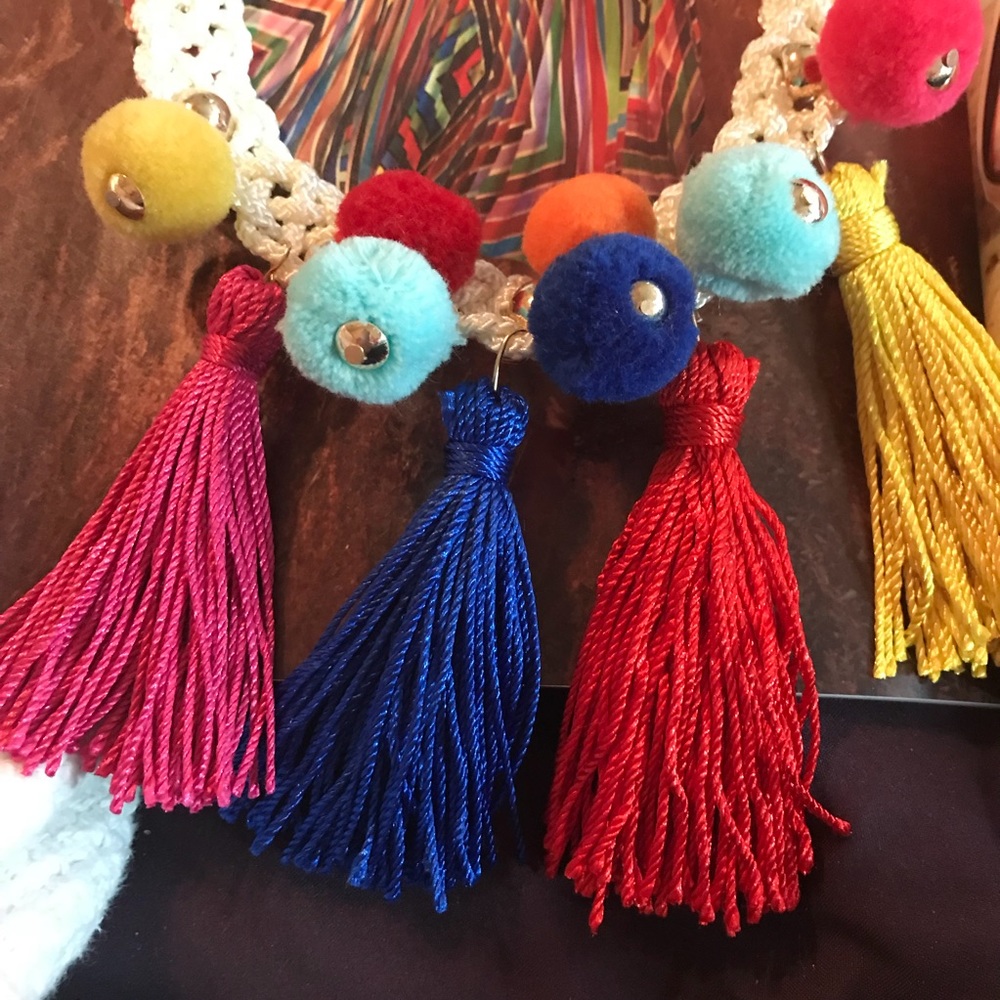 Crocheted off-white choker w. 10+ opts to extend - Picture 4 of 7